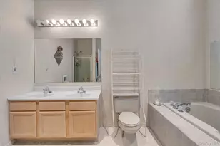 8 Jacqueline Dr, Manorville, NY 11949 - Photo 15