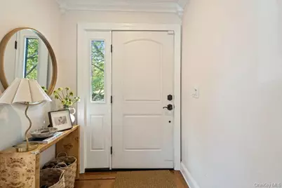 116 Sperry Boulevard Boulevard, New Hyde Park, NY 11040 - Photo 3