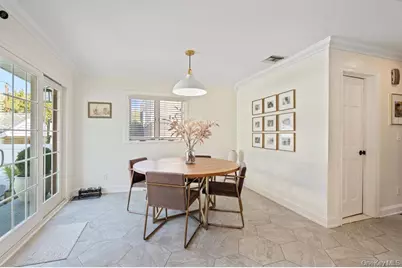 116 Sperry Boulevard Boulevard, New Hyde Park, NY 11040 - Photo 15