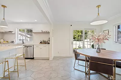 116 Sperry Boulevard Boulevard, New Hyde Park, NY 11040 - Photo 17