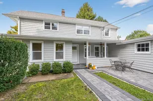 20 Locust Pl, Locust Valley, NY 11560 - Photo 3