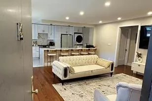 20-19 Utopia Pkwy, Whitestone, NY 11357 - Photo 5