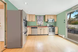 59 Riviera Dr, Selden, NY 11784 - Photo 5