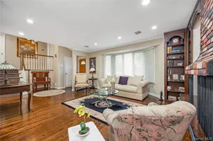 70 Norman Ln, Levittown, NY 11756 - Photo 5