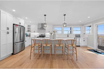 914 Arctic Street, Lindenhurst, NY 11757 - Photo 7