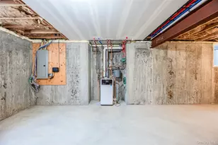 2500 1st Ave, East Meadow, NY 11554 - Photo 33