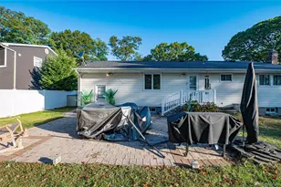 118 West 6th Street West 6th St, West Islip, NY 11795 - Photo 11