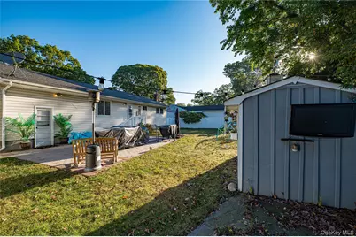 118 West 6th Street West 6th Street, West Islip, NY 11795 - Photo 13