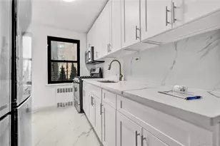 29-14 139th St, Flushing, NY 11354 - Photo 13