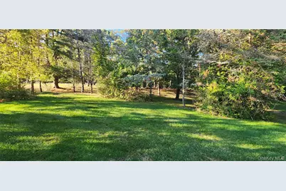 2 Kingston Drive, Ridge, NY 11961 - Photo 19