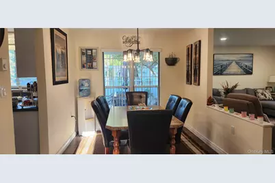 2 Kingston Drive, Ridge, NY 11961 - Photo 7