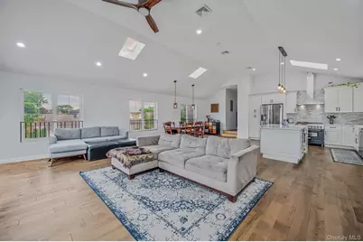 134 Martens Avenue, Valley Stream, NY 11580 - Photo 11