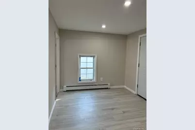 56 Ash Street, Central Islip, NY 11722 - Photo 5