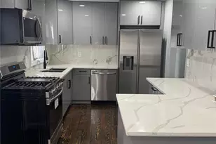 197 Ivy St, West Hempstead, NY 11552 - Photo 5