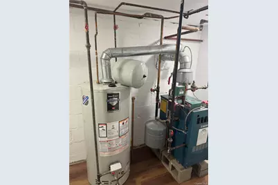 197 Ivy Street, West Hempstead, NY 11552 - Photo 23