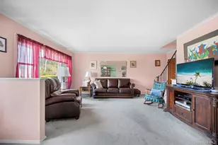 504 6th Ave, New Hyde Park, NY 11040 - Photo 9