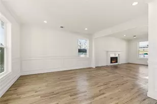 23 Cove Ln, Levittown, NY 11756 - Photo 5