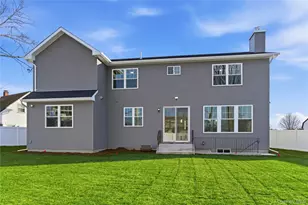 23 Cove Ln, Levittown, NY 11756 - Photo 31