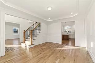 23 Cove Ln, Levittown, NY 11756 - Photo 15