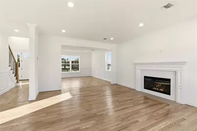 23 Cove Lane, Levittown, NY 11756 - Photo 7