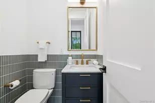 110 Crescent Ct, Wading River, NY 11792 - Photo 25