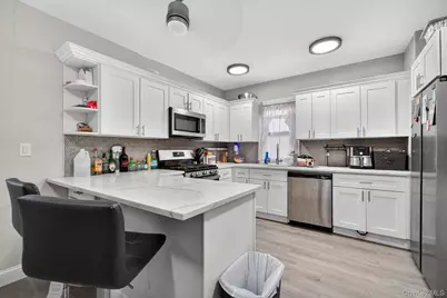 21 Crotty Avenue, Yonkers, NY 10704 - Photo 3