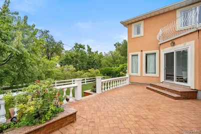 57 Southgate Road, Valley Stream, NY 11581 - Photo 39