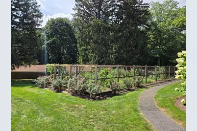 8 Bryant Crescent #1B, White Plains, NY 10605 - Photo 17