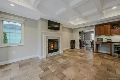 30 W Shore Road, Oakdale, NY 11769 - Photo 11