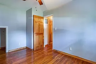 81-68 Langdale St, New Hyde Park, NY 11040 - Photo 9