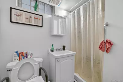 2131 Lurting Avenue, Bronx, NY 10461 - Photo 27