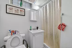 2131 Lurting Ave, Bronx, NY 10461 - Photo 27