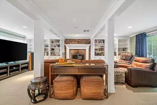 9 Flint Ln, Jericho, NY 11753 - Photo 7