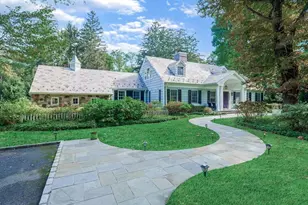 14 Farmstead Ln, Brookville, NY 11545 - Photo 7