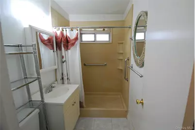 1523 Central Park Avenue #5F, Yonkers, NY 10710 - Photo 17