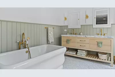 44 Buell Lane, East Hampton, NY 11937 - Photo 25