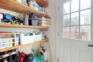 68-97 Alderton St, Rego Park, NY 11374 - Photo 15