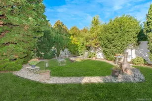 1427 Washington Ave, Seaford, NY 11783 - Photo 3