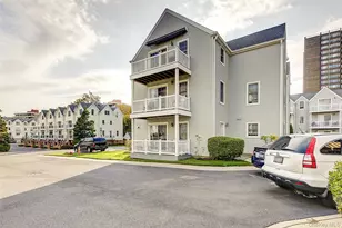 168-03 Powells Cove Blvd, Whitestone, NY 11357 - Photo 3