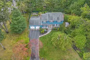 60 Oak St, Smithtown, NY 11787 - Photo 31