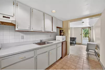 23 Mansion Avenue, Yonkers, NY 10704 - Photo 29