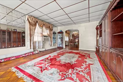 13305 107th Avenue, Richmond Hill, NY 11419 - Photo 9