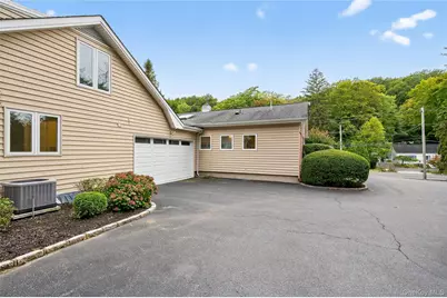 634 Park Avenue, Huntington, NY 11743 - Photo 35