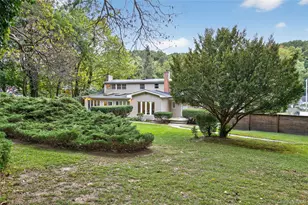 634 Park Ave, Huntington, NY 11743 - Photo 39