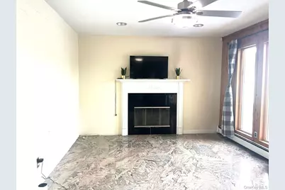 17 Hawthorne Street, Deer Park, NY 11729 - Photo 13