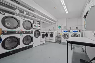 3235 Cambridge Ave, Bronx, NY 10463 - Photo 15