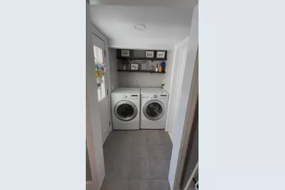 18 1st Avenue, East Islip, NY 11730 - Photo 9