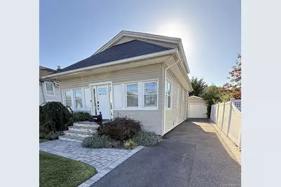 18 1st Avenue, East Islip, NY 11730 - Photo 1