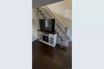 18 1st Avenue, East Islip, NY 11730 - Photo 7