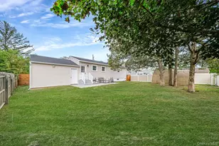 120 Manhattan Ave, West Babylon, NY 11704 - Photo 7